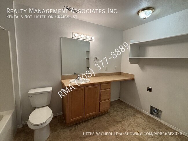 Building Photo - 5312 W Morris Hill Rd
