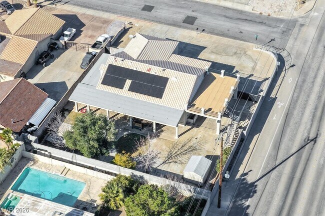 Building Photo - 391 E Kimberly Dr