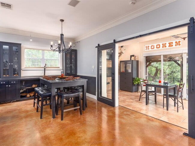 Building Photo - 1900 Red Rock Dr