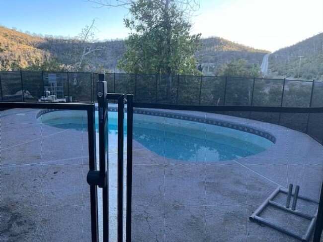 Building Photo - Brand New Home in W. Redding w/ Pool!!!