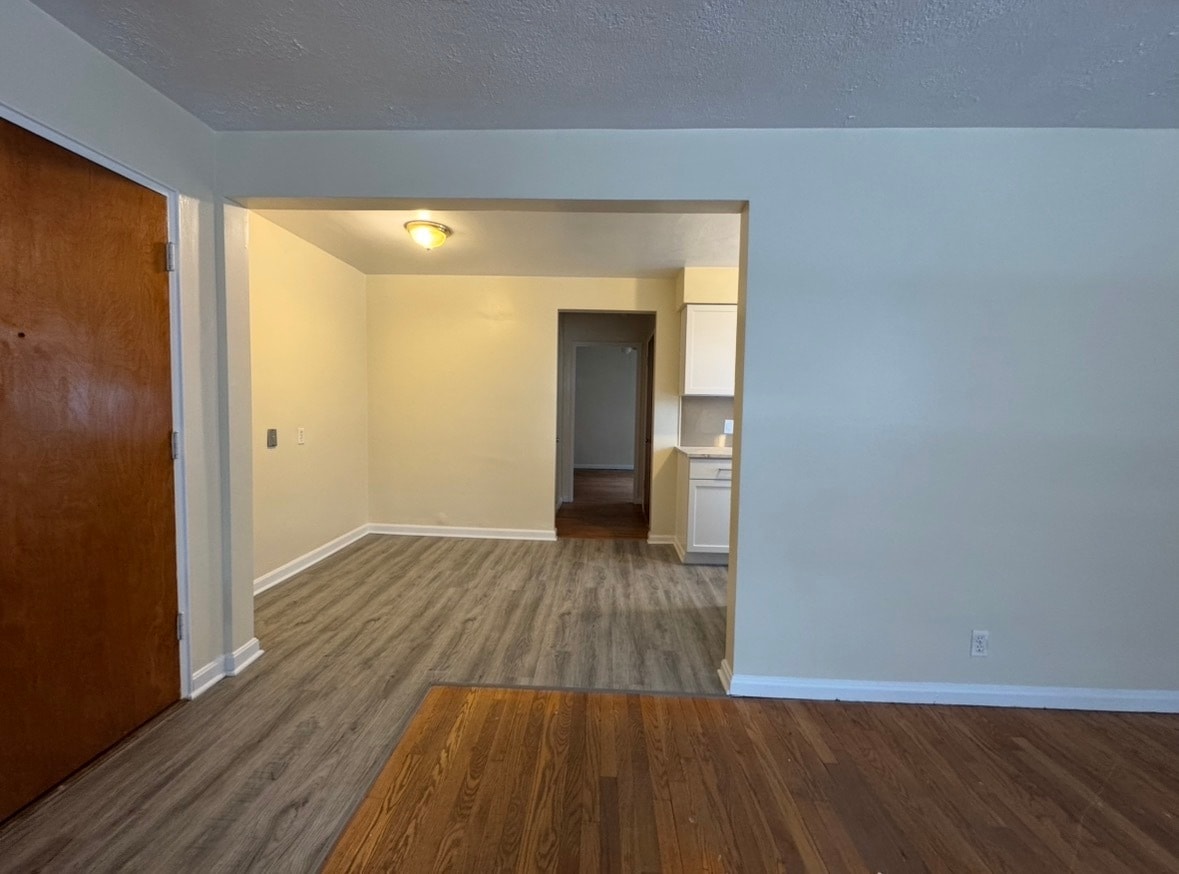 Building Photo - 6842 Montgomery Rd