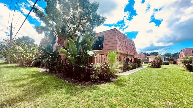 Building Photo - 1715 Park Meadows Dr