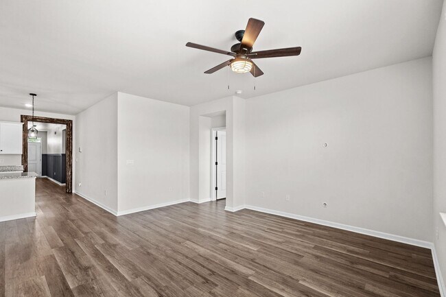 Building Photo - Modern 4BR Home with Screened Porch & Pond Views | Sun Colony, Longs SC