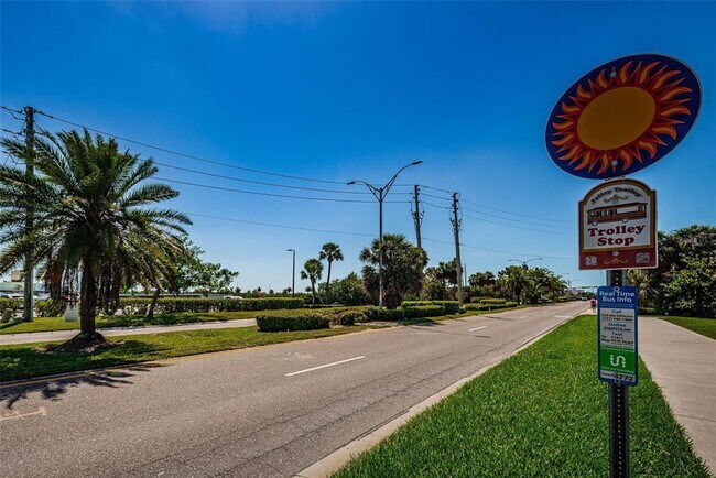 Building Photo - 415 Island Way