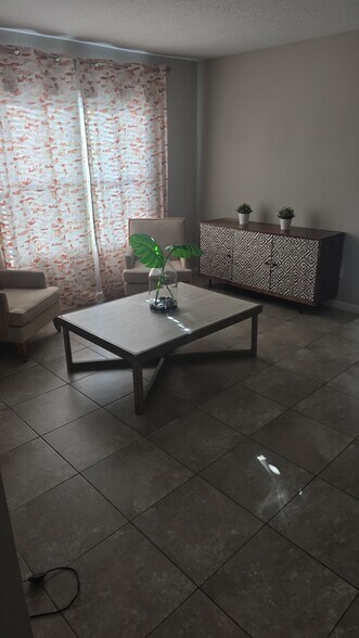 Living - 5309 Fantasy Dr