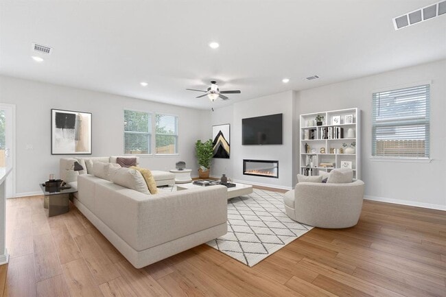 Building Photo - 7916 Andravida Dr