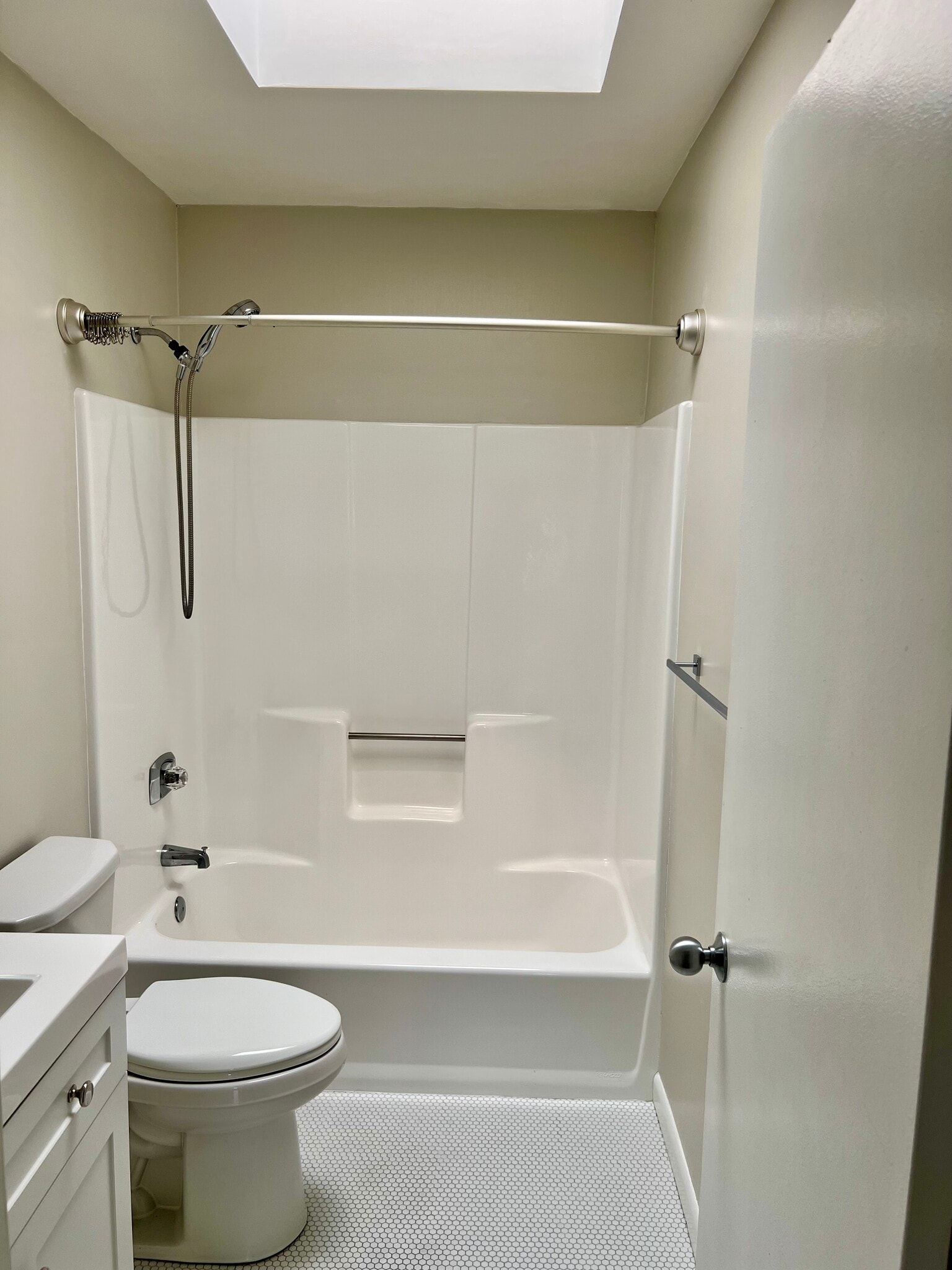 Bathroom - 215 Beach St