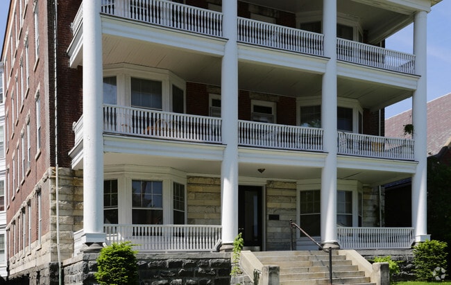 762 Madison Ave - 762-764 Madison Ave