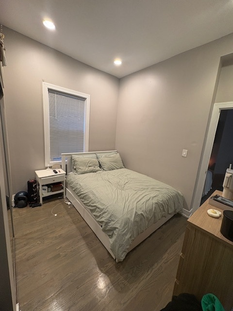 Building Photo - 2336 N Southport Ave