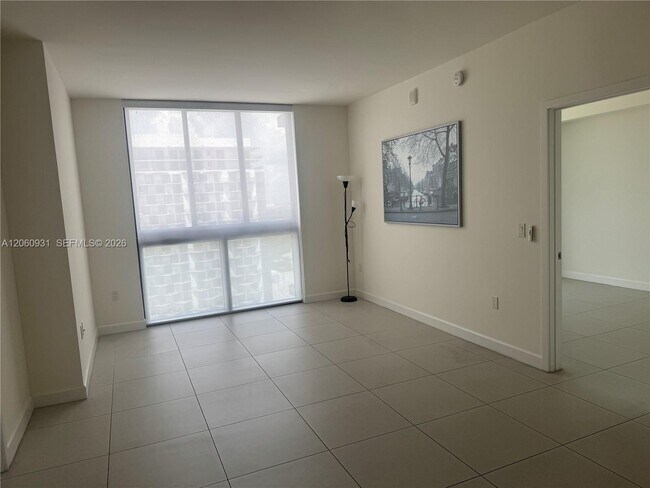 Building Photo - 5350 NW 84th Ave