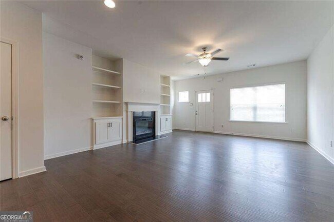 Building Photo - 898 Ambient Way