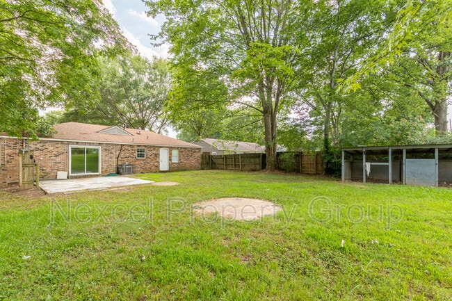 Building Photo - 2248 Colonial Hills Dr