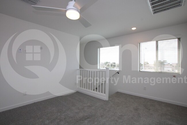 Building Photo - 7442 W Nicolet Ave