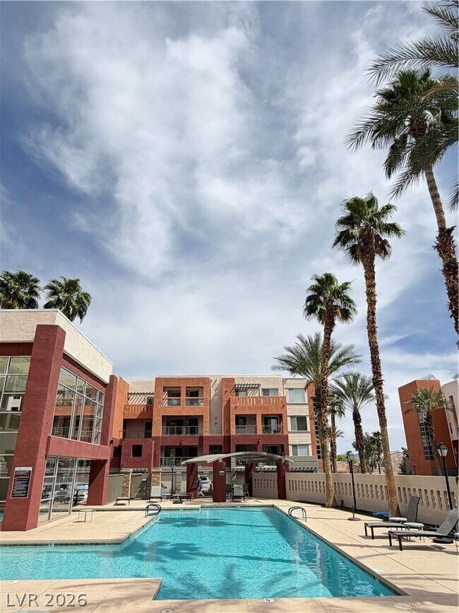 Building Photo - 87 E Agate Ave