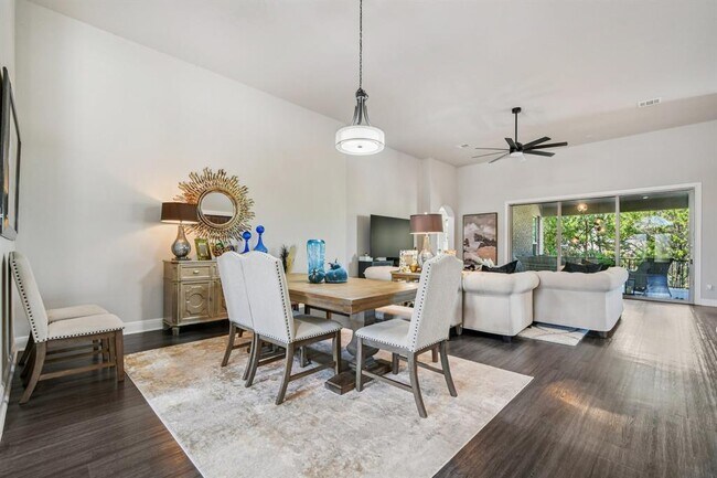 Building Photo - 124 S Sage Hollow