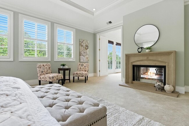 Building Photo - 90 Broadacres Rd