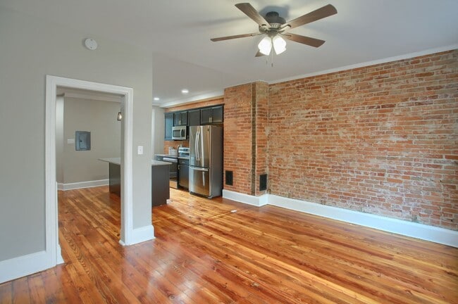Building Photo - 1505 Penn St