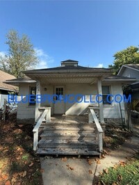 Building Photo - Beautiful house in Kansas City with a lot ...
