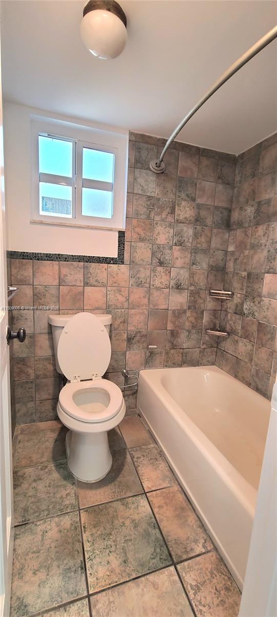 Building Photo - 9410 Live Oak Pl