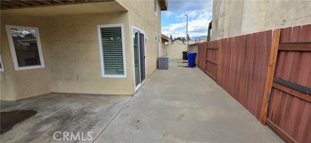 Building Photo - 17051 Fern St