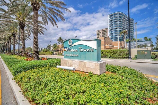 Building Photo - 230 174th St