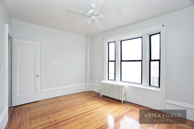 Building Photo - 104 Terrace View Ave