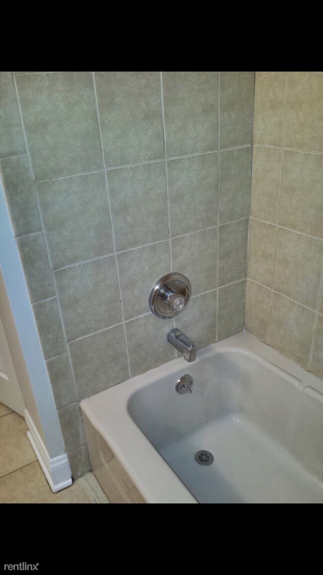 Building Photo - 2 br, 1 bath Condo - Clusters of Lexton