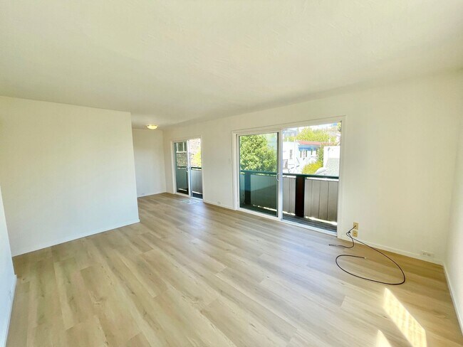Building Photo - Potrero Hill 1 BR/1BA -  Parking, Laundry,...