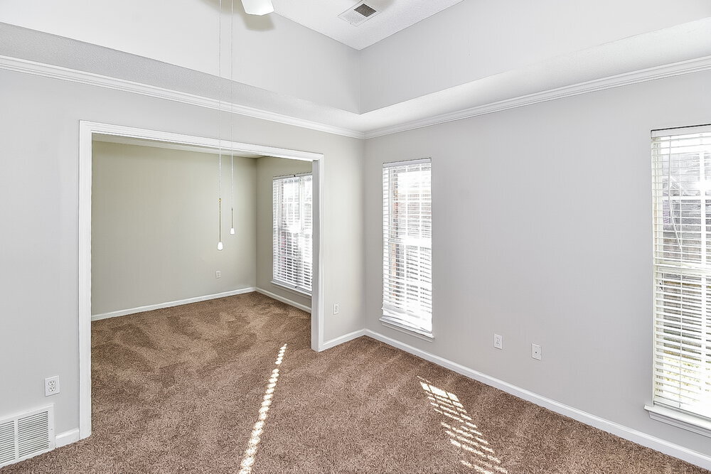 Building Photo - 5651 Carter Dr