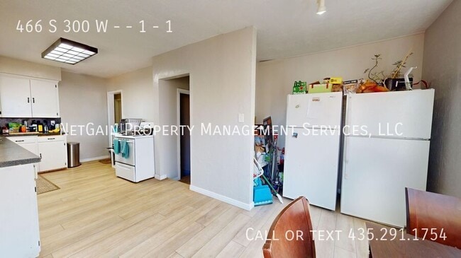 Building Photo - 466 S 300 W