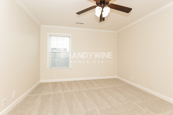 Building Photo - 4814 Octavia St