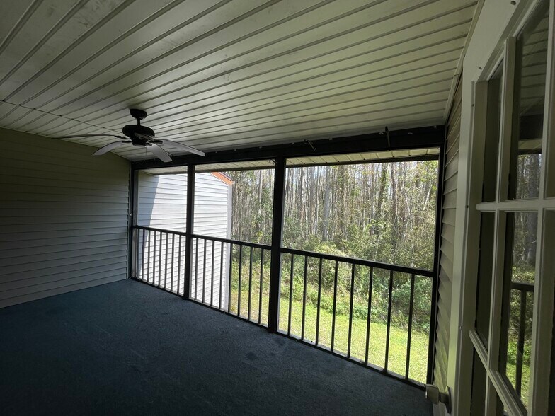Private Balcony - 11550 Baywood Meadows Dr