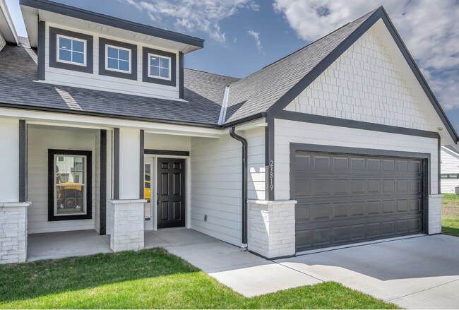 Primary Photo - Modern Duplex with Spacious Design & Upsca...