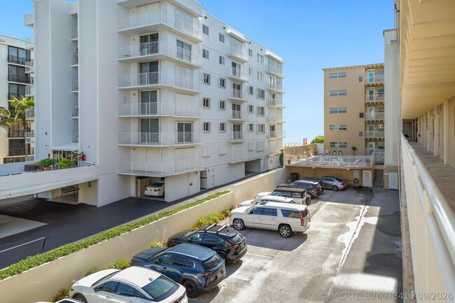 Building Photo - 4500 S Ocean Blvd