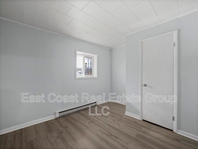 Building Photo - 528 Hack Wilson Way