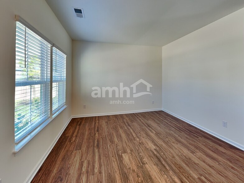 Building Photo - 5324 Cairo Ct