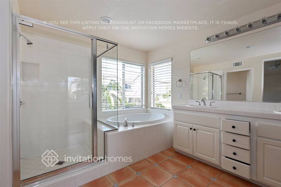 Building Photo - 28931 Canyon Oak Dr