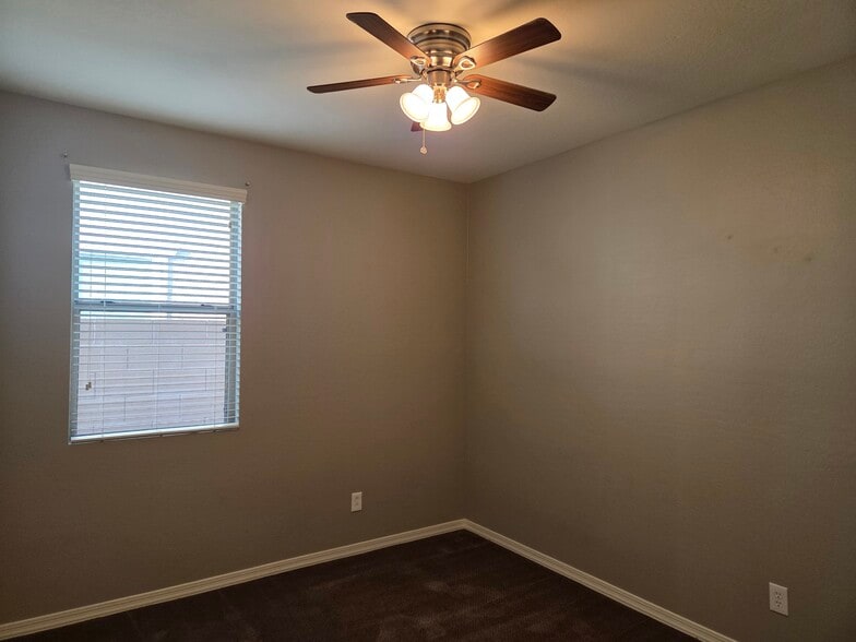 Building Photo - 4614 S Euler Ln