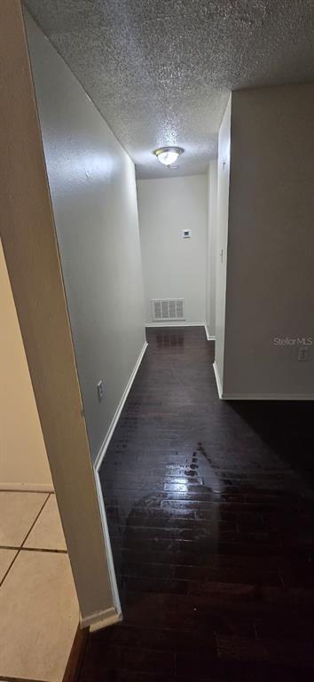 Building Photo - 401 Skylark Ln NW