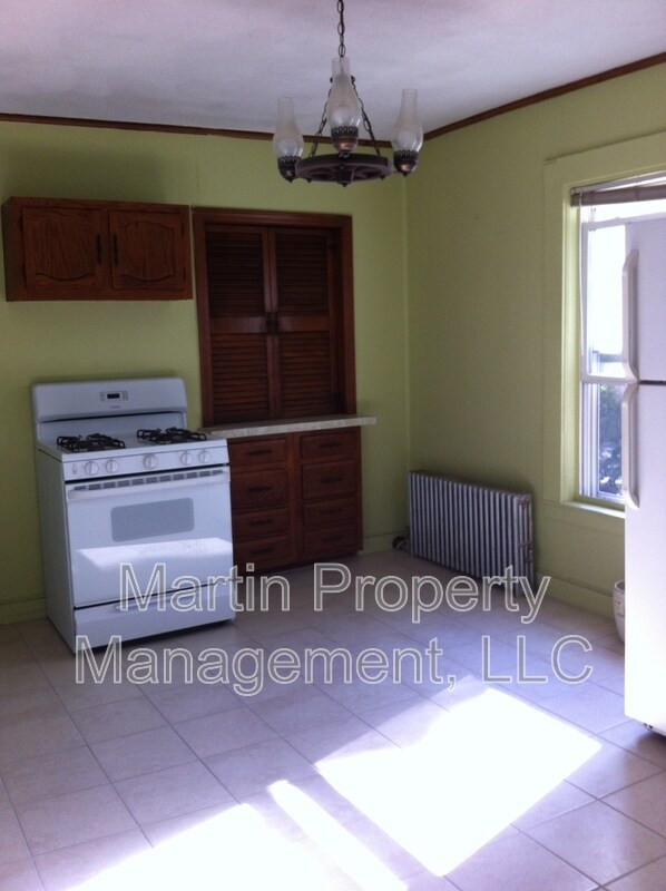 Building Photo - 9 Guinan St