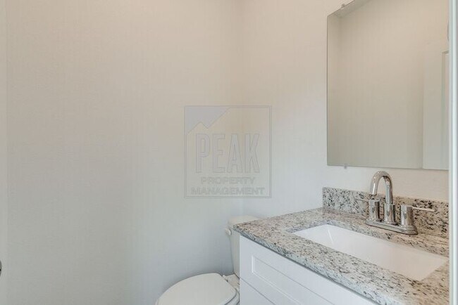 Building Photo - $1630! 3 Bed 2 1/2 Bath home in FORT WORTH!