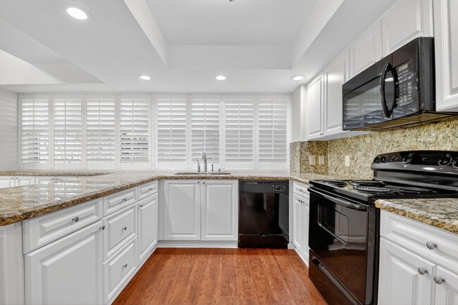 Building Photo - 203 Andover Ct