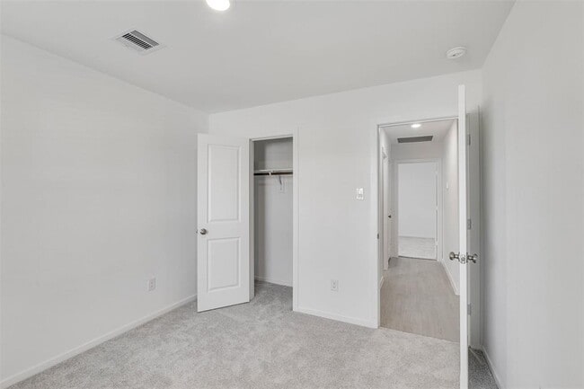 Building Photo - 6606 Tricolor Beech Ln
