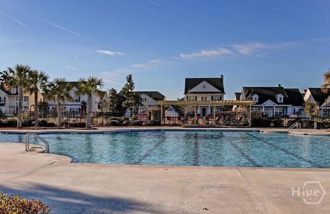 Building Photo - 3 Heavener Rd