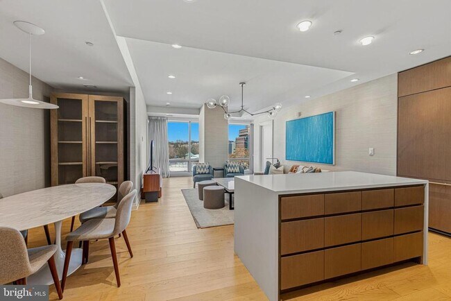 Building Photo - 2501 M St NW