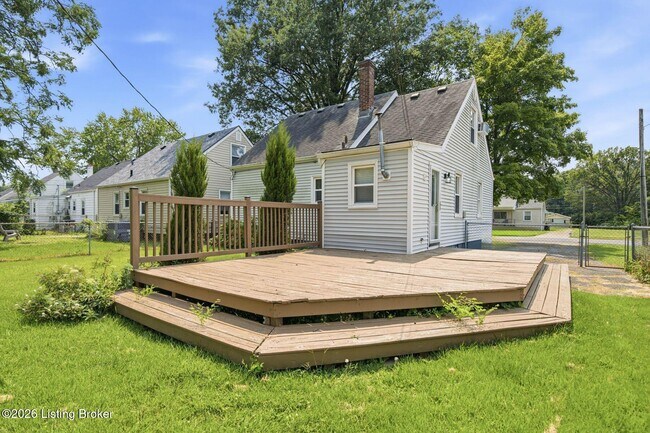 Building Photo - 535 Harris Pl