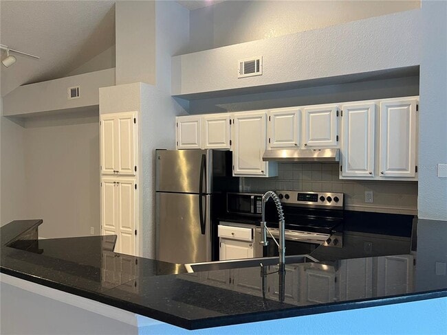 Building Photo - 805 Normandy Trace Rd