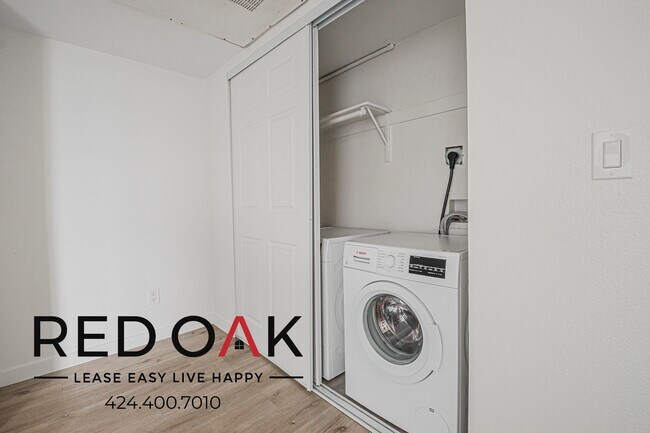 Building Photo - 4320 S Centinela Ave