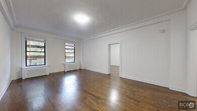 Building Photo - 166 W 72nd St