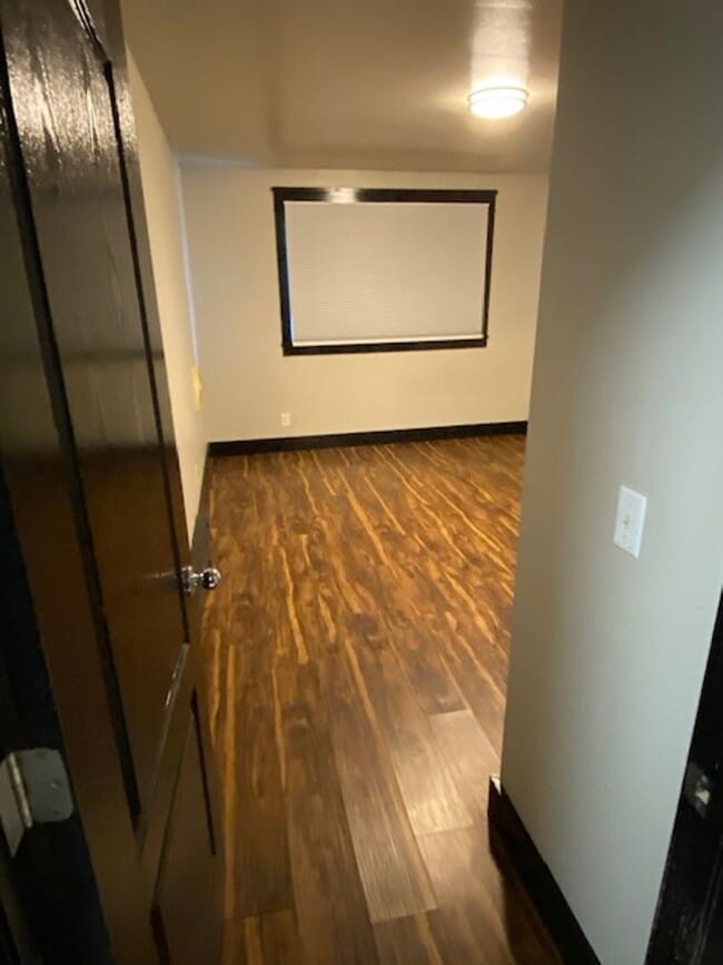 Building Photo - Walking distance to downtown Franklin and ...